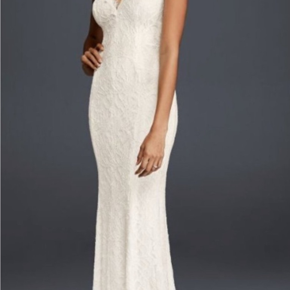 Ivory lace gown  zipper back  v neck   Has bit of a stretch to fabric